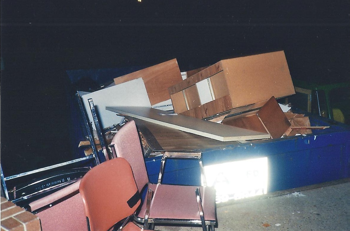 trashfurniture 2 Raising Hale