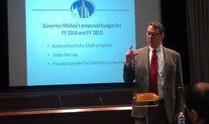 OPM Secretary Ben Barnes presents Gov. Malloy's 2014-15 budget. Photo by Zachary Janowski.